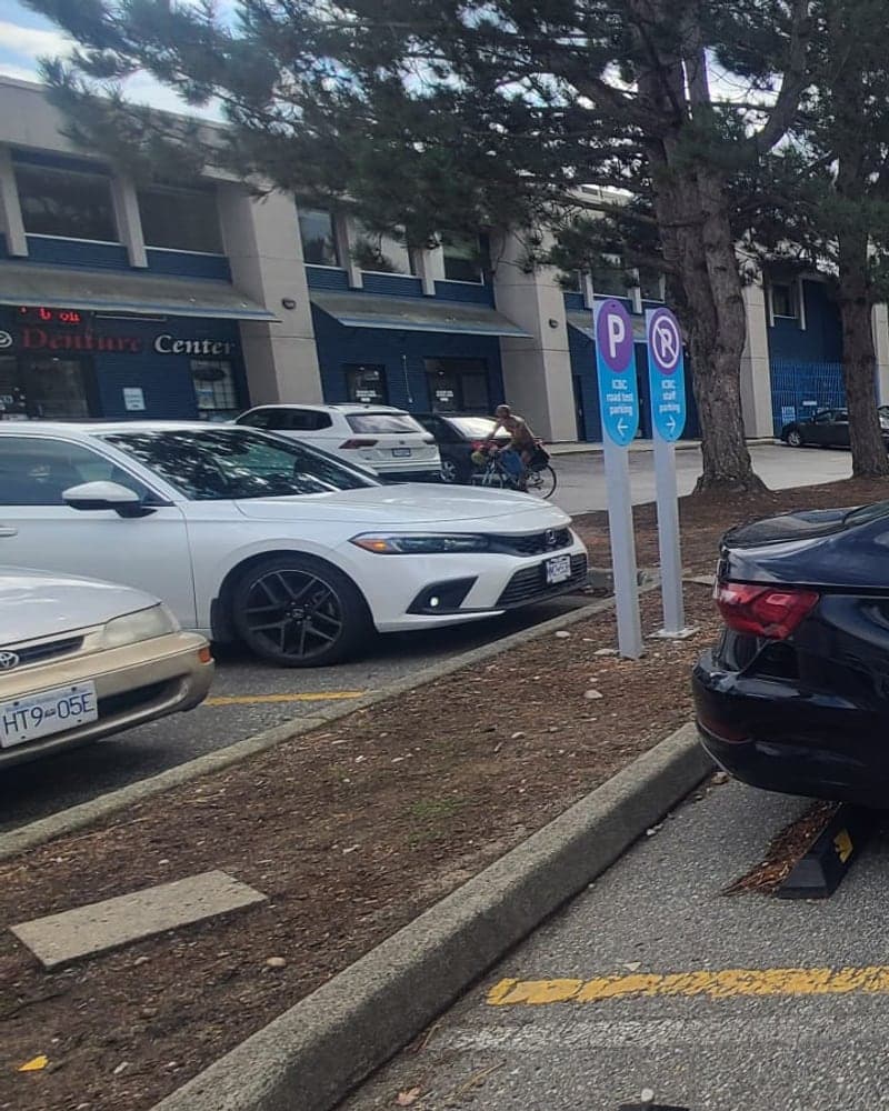 Ardas Driving School student